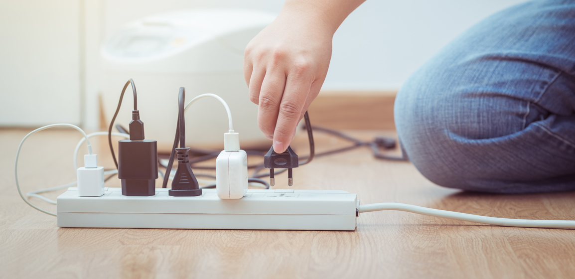 Reducing your energy use in 2024 is easy. Consider these 10 simple tips.